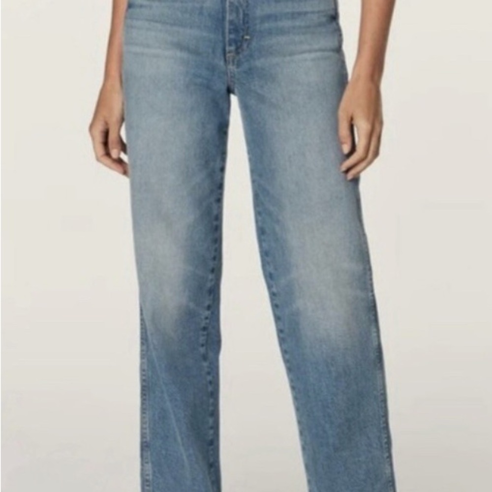 AMO Tricia Wide Straight Jeans